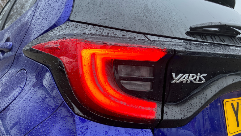 Toyota Yaris 1.5 Hybrid Design 5dr CVT Hybrid Hatchback